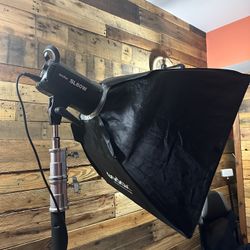 Godox Light and C-Stand with Caster Wheels: Versatile Lighting Solution for Content Creators