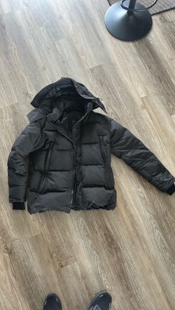 Canada Goose Coat (All Black)