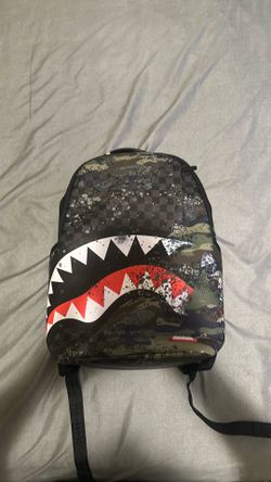 Sprayground background