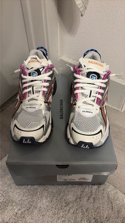 Balenciaga runners