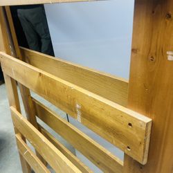 Complete Twin  Bunk Beds Great Shape No Screws 