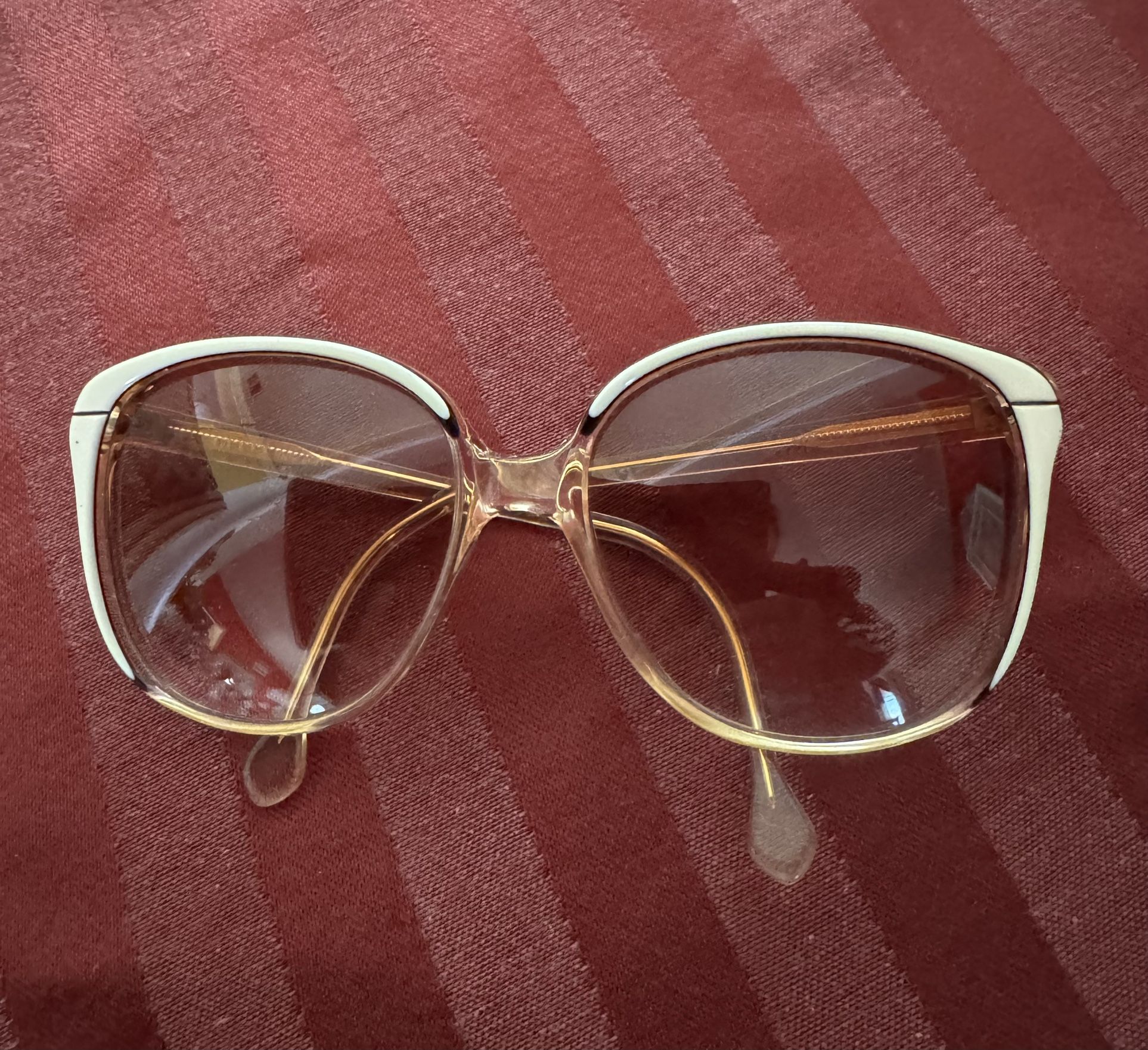 Authentic GUCCI Sunglasses - Very Good Condition…like New