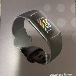 BRAND NEW NEVER OPENED Fitbit Charge 5