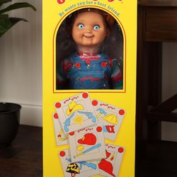 Chucky Doll With The Box