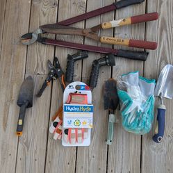 Manual Hedge Clippers / Gardening Tools