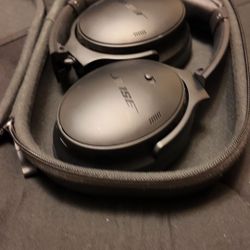BOSE HEADPHONES