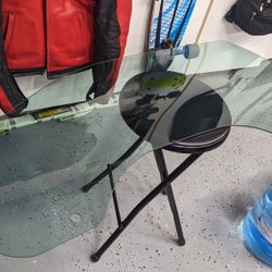 Dodge Challenger Windows 