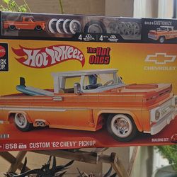 Mattel Hot Wheels Custom 62 Chevy Pickup