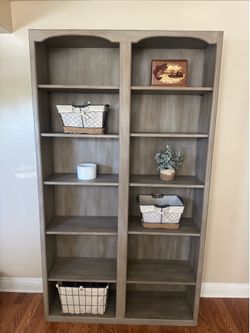 Book shelve