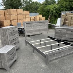 5pc Queen BR set - New In box!!!brand New