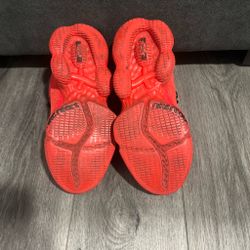 Nike LeBron 19 dunks red basketball shoes