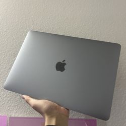 2020 MacBook Pro + Touch Bar (CHECK DESC)