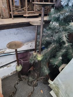 3 Set Of Candle Holden  Stand With Candle Shot 