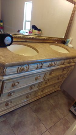 Big beautiful modern bathroom vanity