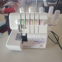 Fashion Avenue Cover Serger 14U557
