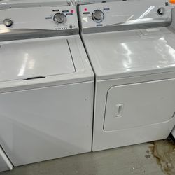Kenmore Washer And Dryer Set!!