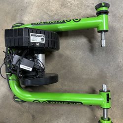 Kinetic Road Machine Trainer Cycling 