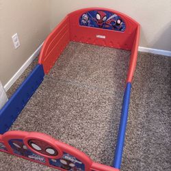 Toddler Bed Frame 