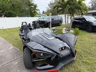 2019 POLARIS SLINGSHOT