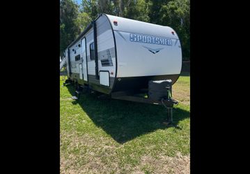 RV’s And Cars For Sale
