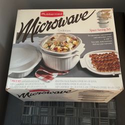 Rubbermaid Microwave Cookware 7 Piece Set