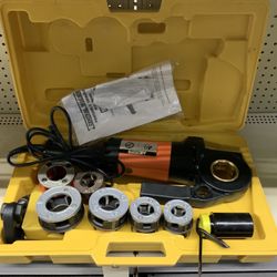 Central Machinery - Corded Portable Threading Machine (41876) - W/Hard Case.