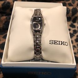 Seiko Women’s Watch/Bracelet $150