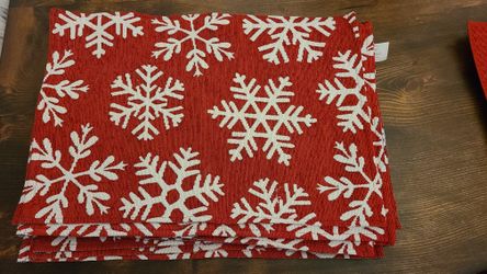 Christmas Holiday Table Place Mats 9x