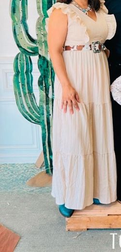 Médium beigh dress