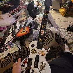 Nintendo Wii Les Paul Guitar Hero Controller 