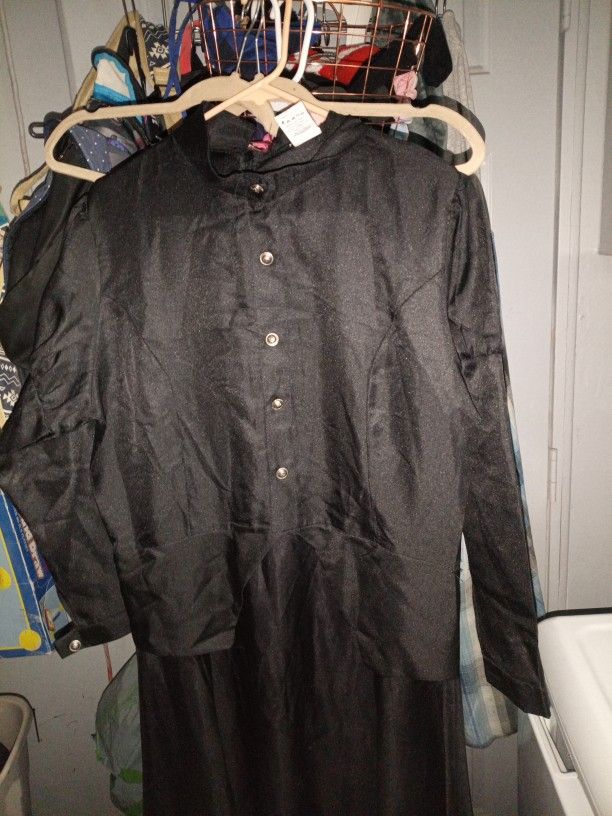 Black Dress Can You Use As A Witch Dress