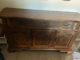 Solid Wood Sideboard/Buffet