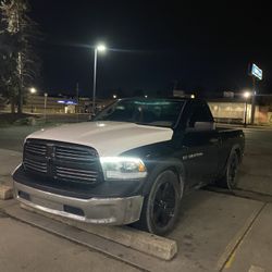 Ram 1500 Hood $100