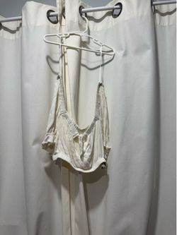 White cropped off the shoulder shirt size small