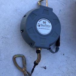 CONTRACTOR 50 FALL TECH SELF-RETRACTING DEVICE