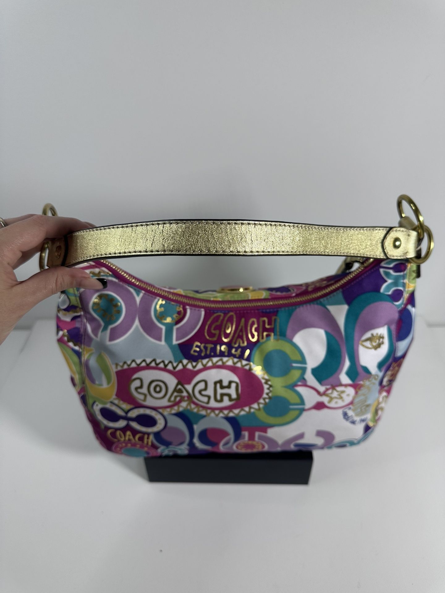 COACH Poppy Pop C Signature Shoulder Bag (Pre-Loved Gem) 💕