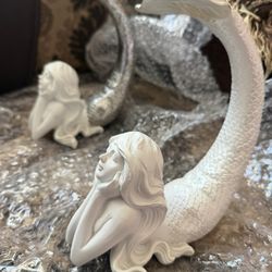 White Mermaid With Tail Up 