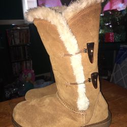 Womens Snow Boots Size 6