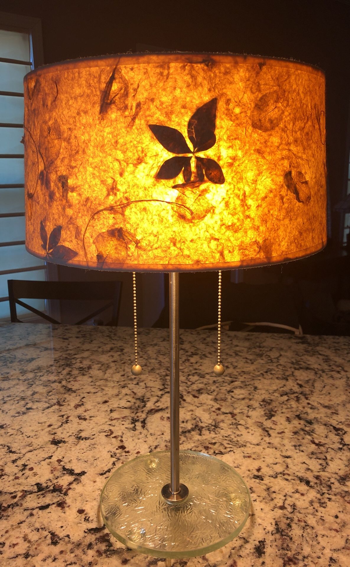 Vintage/Antique Table Lamp w/ Etched Glass Base, Silver Metal Stem, Double Lights, Dual Metal Pullcords, & Pressed Leaves Lamp Shade