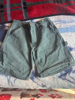Green Canvas Carhartt shorts