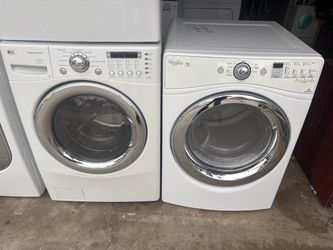 Lg and whirlpool Stackable Washer and electric dryer Excellent working condition Heavy duty W27 D31.5 H77 Washer 4.0 cu ft 110 volt Dryer 7.4 cu