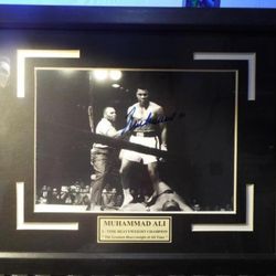 Muhammad Ali Autographed Photo Authentic 