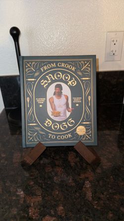 Snoop Dogg Cookbook + Cookbook stand