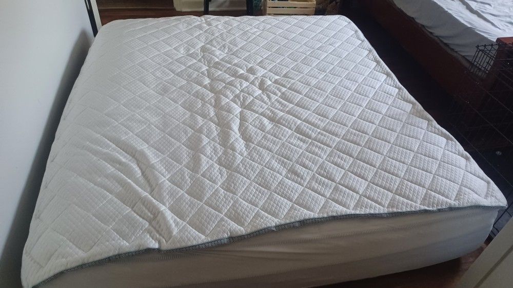 King Zise Bed