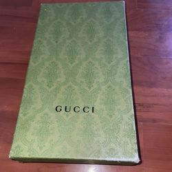 Gucci Rhyton Sneakers Size 7