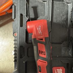 Milwaukee Multi Tool 