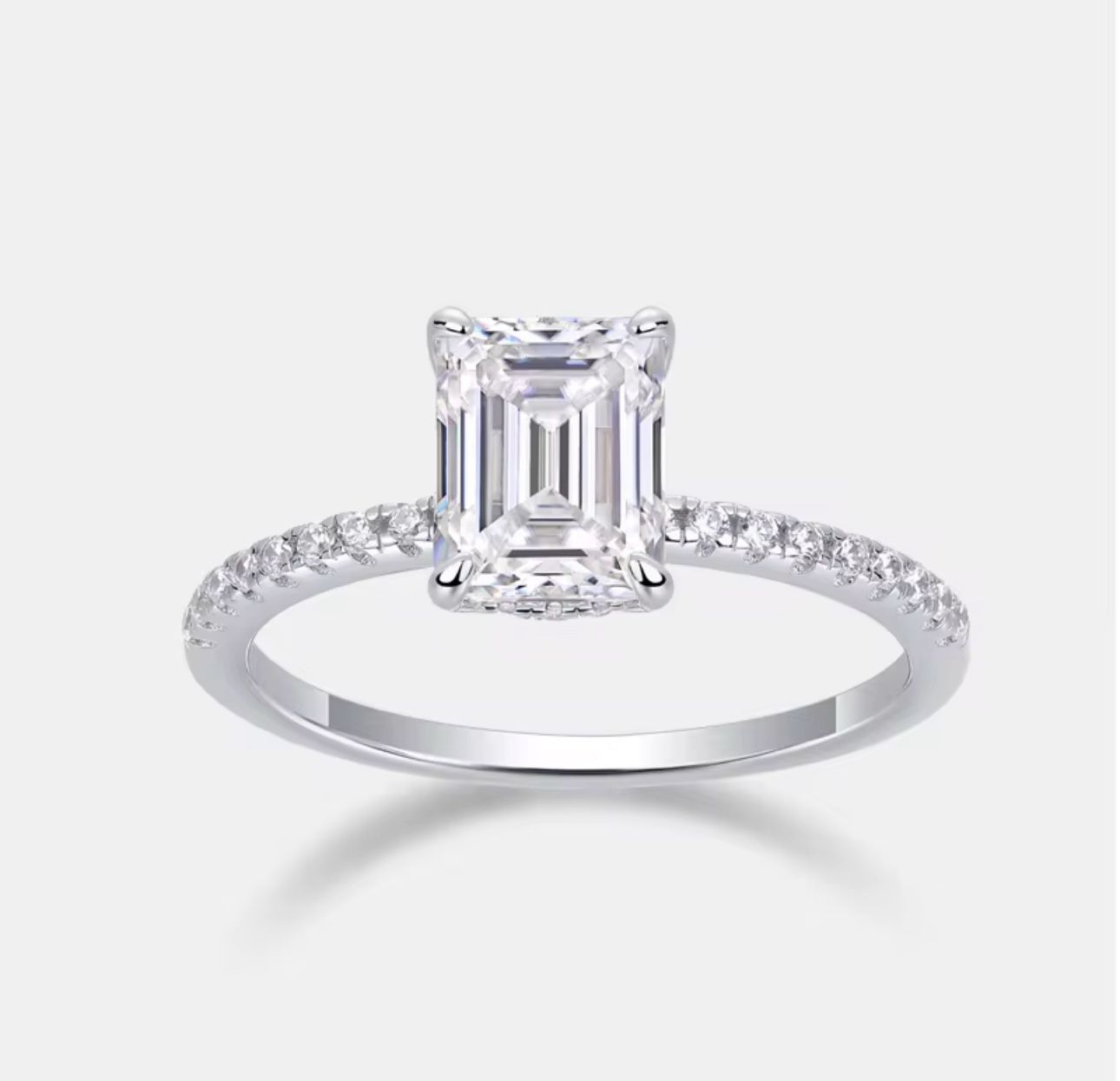 Moissanite Ring 