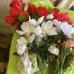 Beautiful Artificial Flowers $5/1