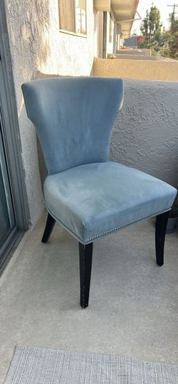 Vanity chair