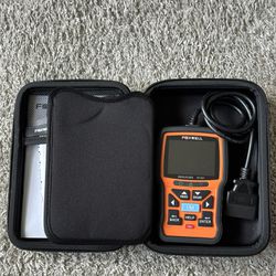 FOXWELL NT301 OBD2 Scanner And Case